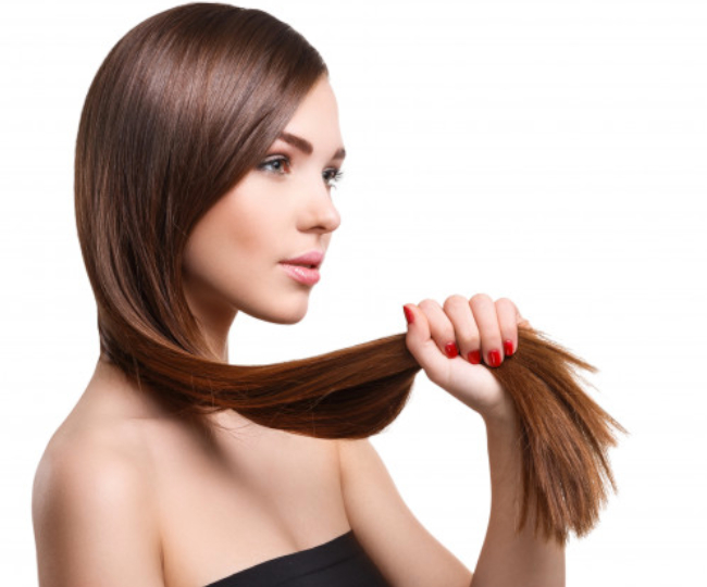 पतले बालों को घना और मजबूत बनाने के लिए ऐसे करें उनकी केयर  